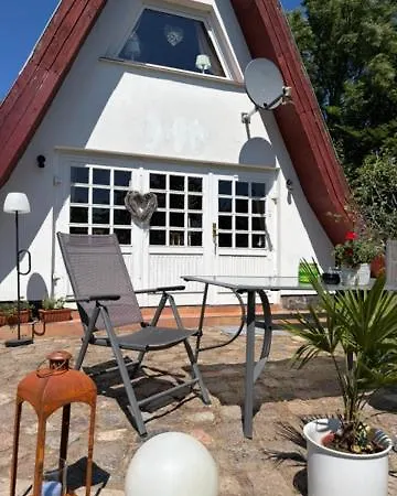 Naehe Warnemuende 10 Tatil Evi *